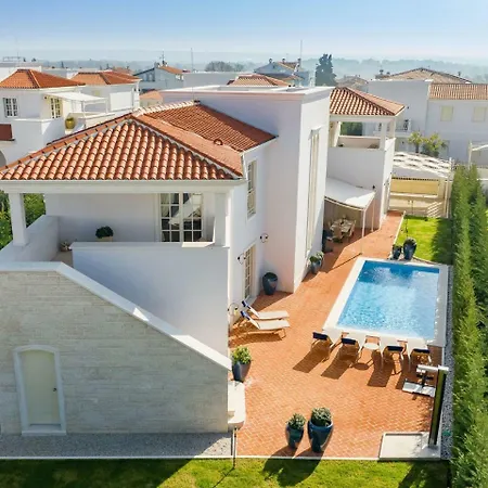 Luxurious In Vabriga With Private Pool Villa